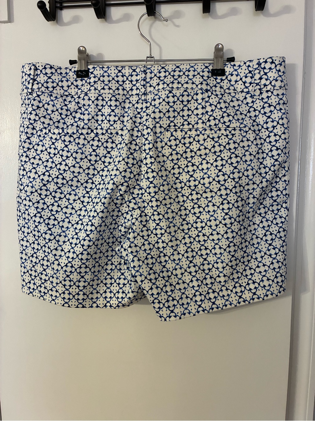 The Limited Blue & White Geometric High-Waist Shorts — image 4 of 7